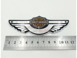 Шильдик на бензобак (эмблема) Harley-Davidson, 100лет,1903-2003г крылья (120*45мм)